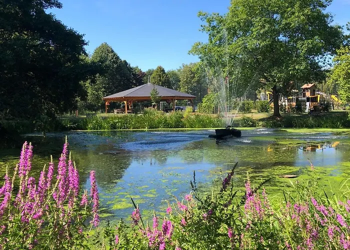 Appartamento Cozy 120m² With 3 Bedrooms And 1 Cinema Useldange