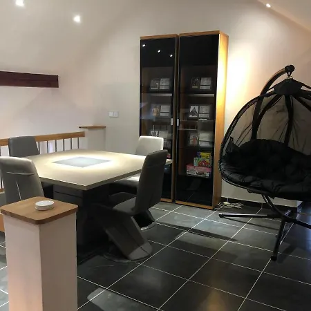 Cozy 120m² With 3 Bedrooms And 1 Cinema * Useldange