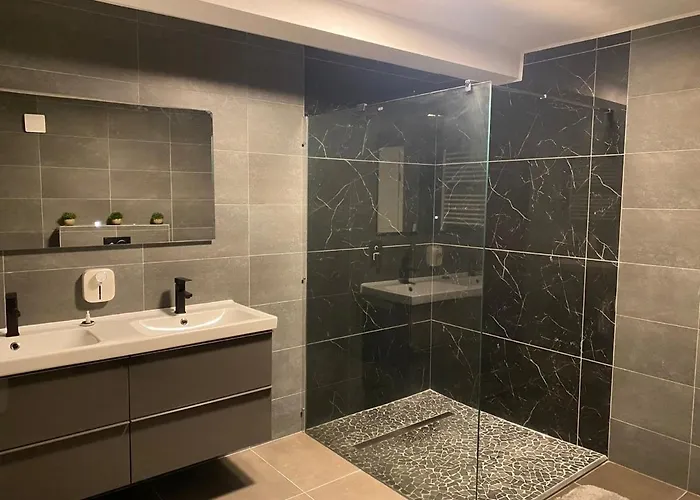 Cozy 120m² With 3 Bedrooms And 1 Cinema *