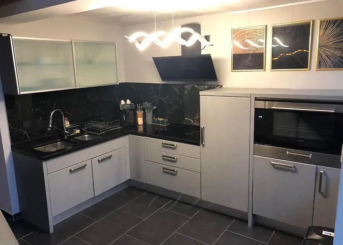 Cozy 120m² With 3 Bedrooms And 1 Cinema Appartamento Useldange