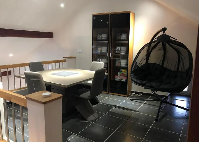 Cozy 120m² With 3 Bedrooms And 1 Cinema * Useldange